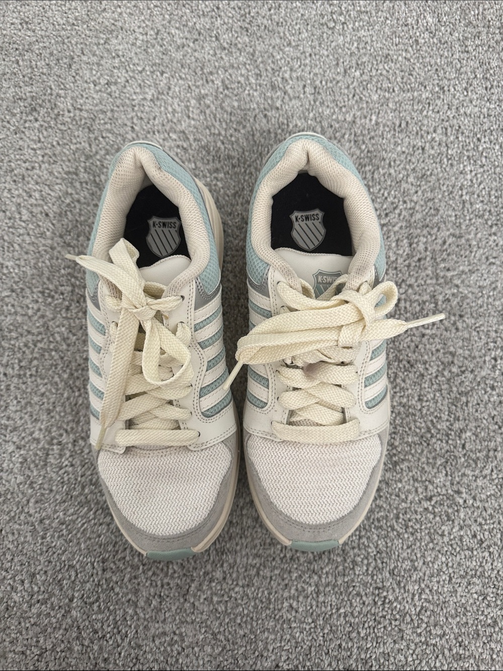 K-Swiss Cream and Light Blue Retro Trainer Sneakers